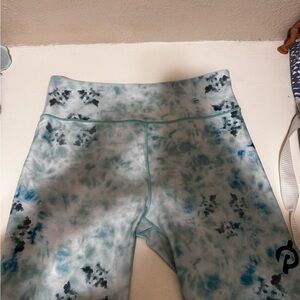 Peloton Blue and Gray Tie-Dye Leggings